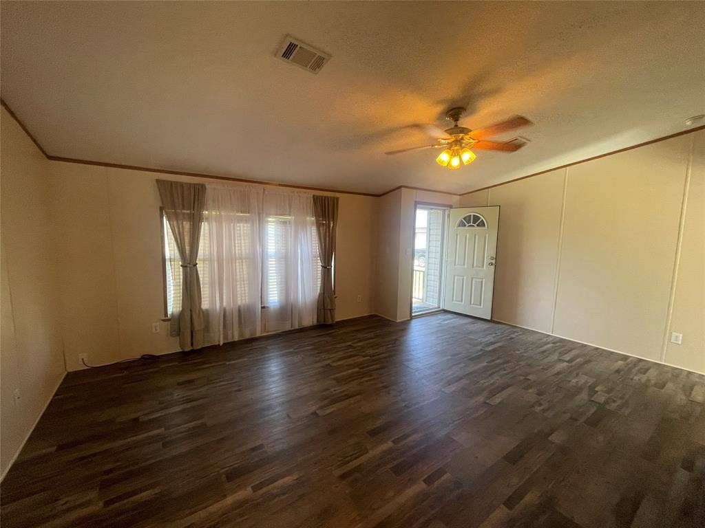 358 Private Road 6718, Mabank, TX 75147 358 Private Road 6718, Mabank, TX 75147