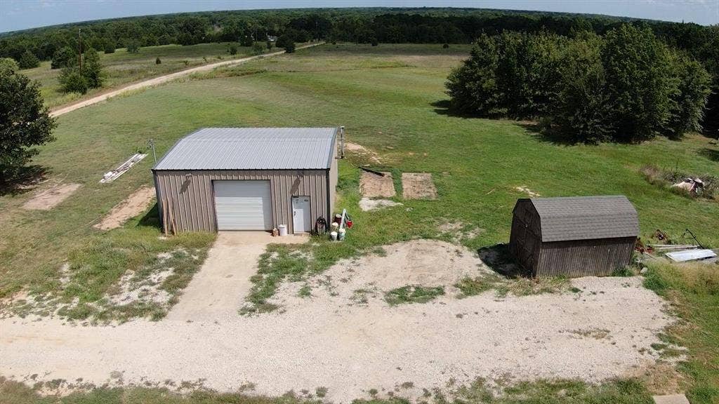 358 Private Road 6718, Mabank, TX 75147 358 Private Road 6718, Mabank, TX 75147