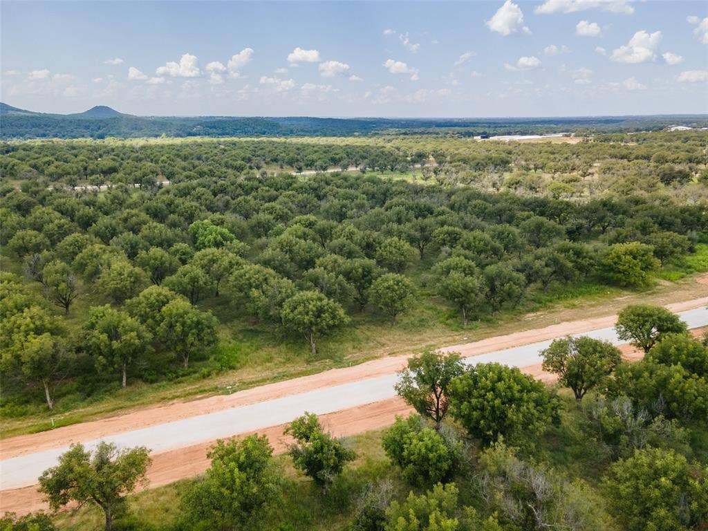 2155 E Landings N, Granbury, TX 76049 2155 E Landings N, Granbury, TX 76049
