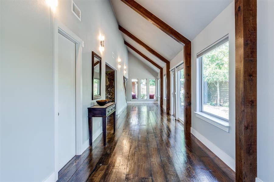 Property photo for 5323 Denton Drive, Dallas, TX