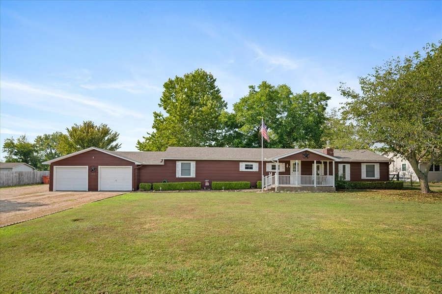Property photo for 173 Wanda Lane, Greenville, TX