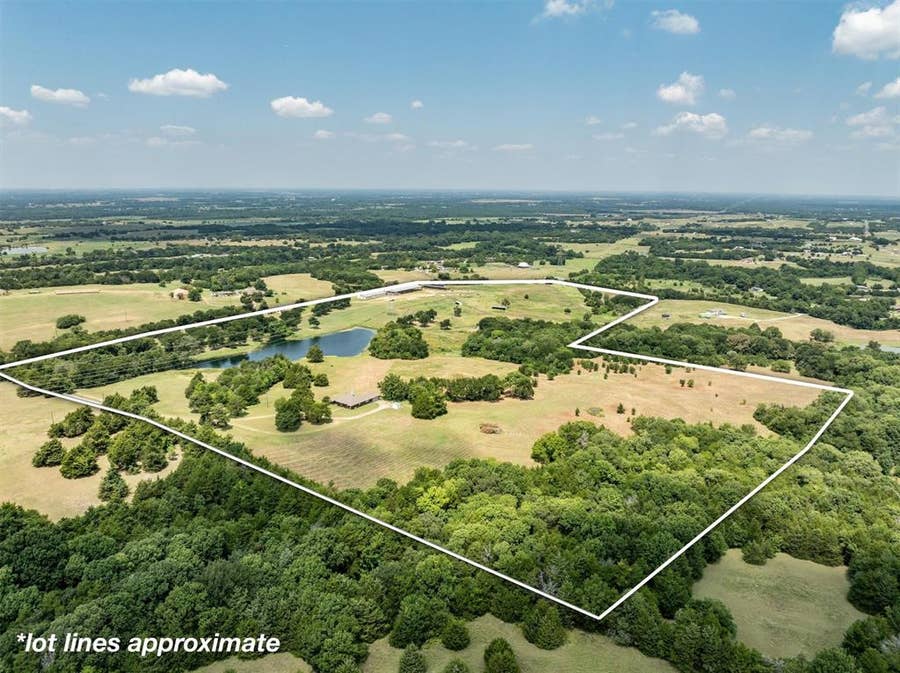 Property photo for 3800 County Road 660, Farmersville, TX