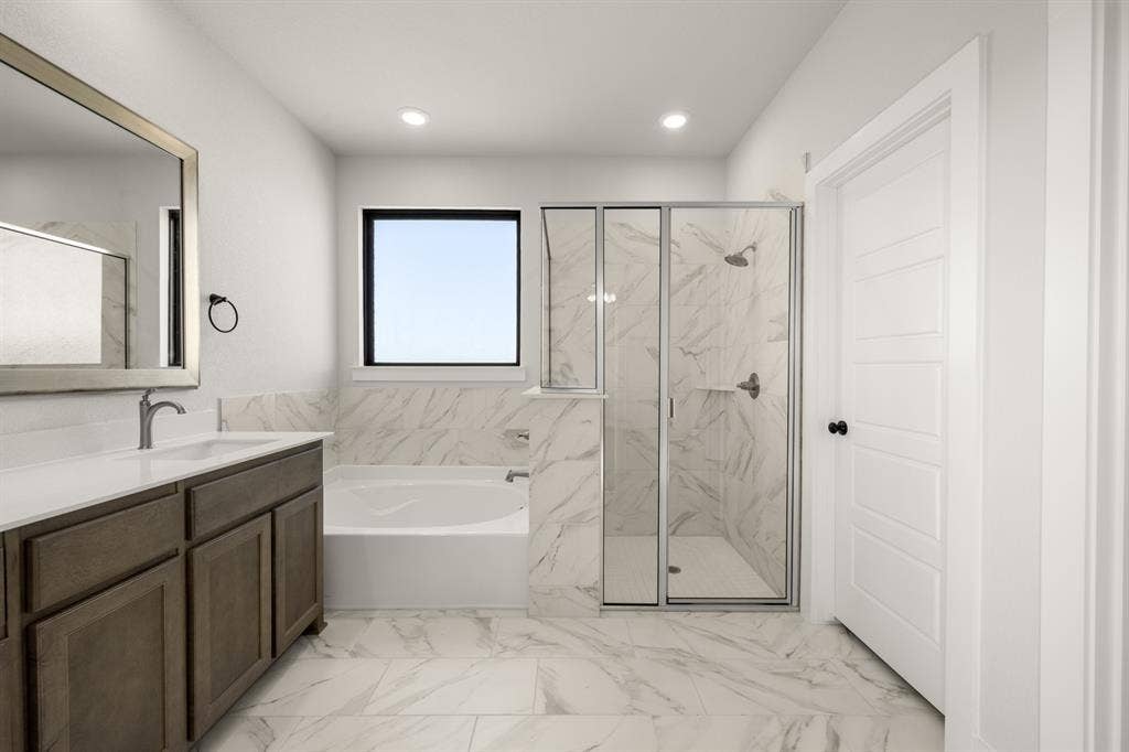 2910 Stella Rose, Waxahachie, TX 75165 2910 Stella Rose- Primary Suite-8585