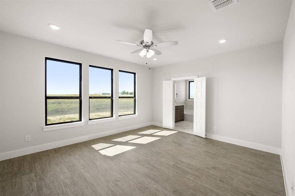 2910 Stella Rose, Waxahachie, TX 75165 2910 Stella Rose- Primary Suite-8575
