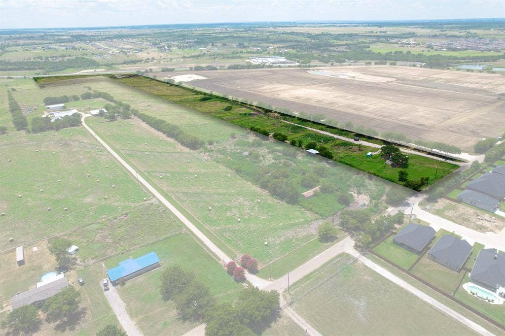 1032 #2 E Godley Avenue, Godley, TX 76044 Overview of rural landscape with extensive farmland