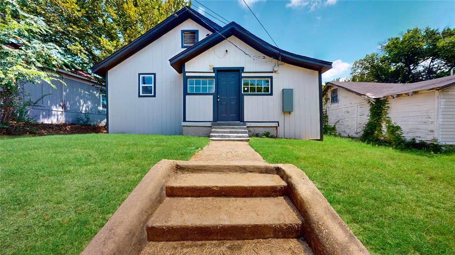 Property photo for 4026 Myrtle Street, Dallas, TX