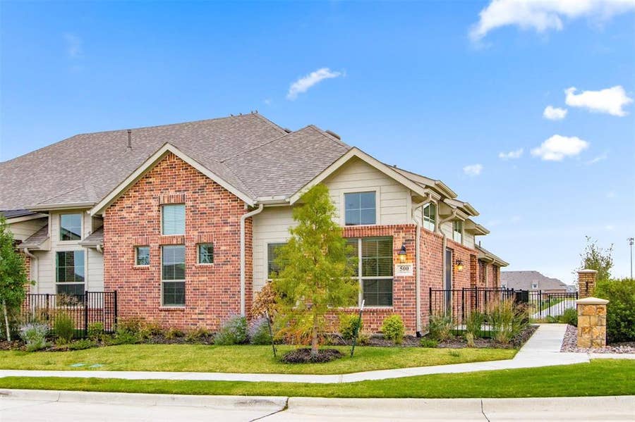 Property photo for 2812 Applewood Way, Wylie, TX