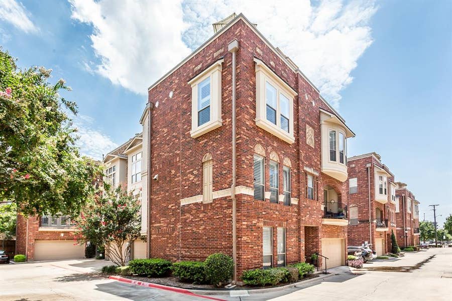 Property photo for 2226 City Market Lane, Dallas, TX