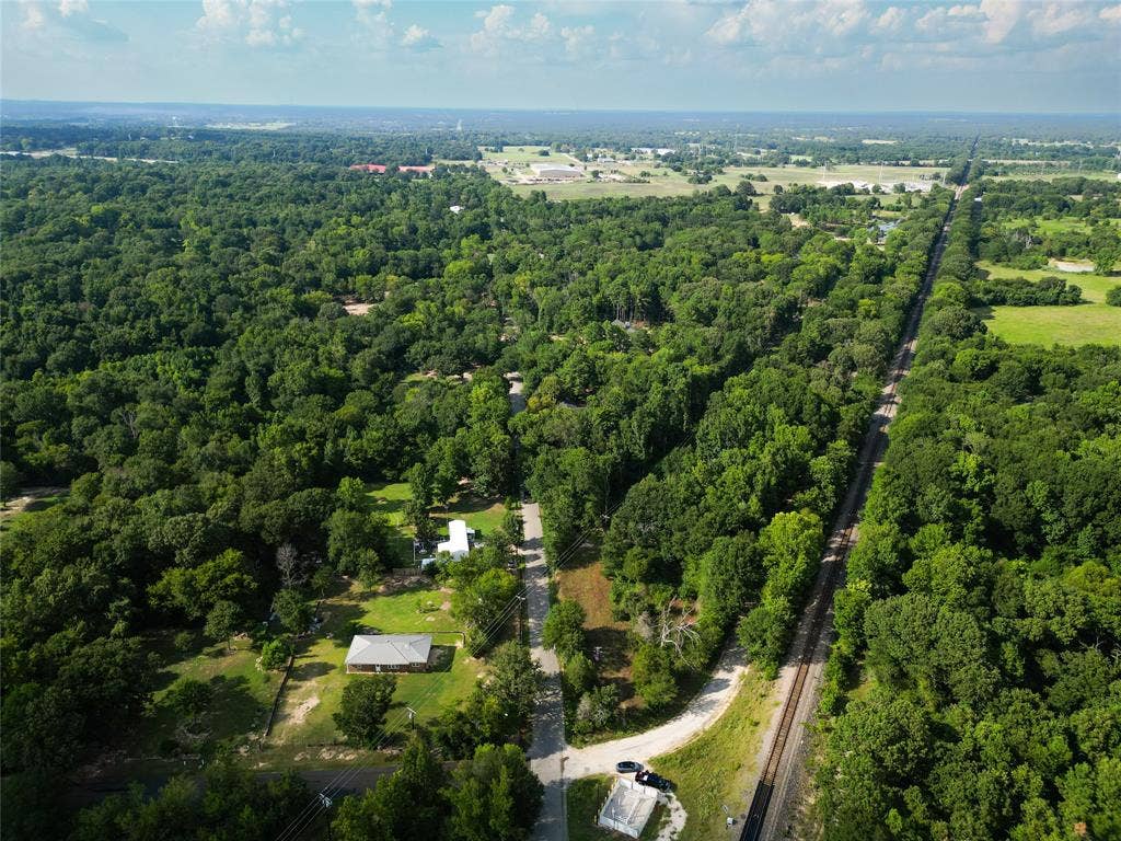 900 Cream Level, Athens, TX 75751 Aerial view of property and surrounding area