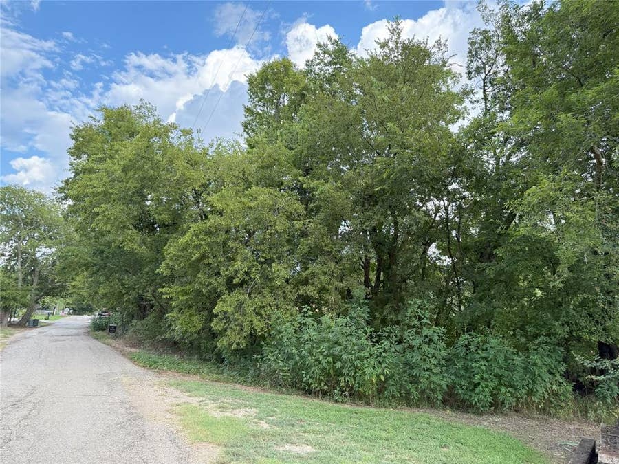 Property photo for 0000 Hanna Street, Wolfe City, TX