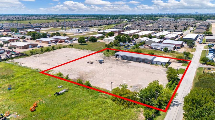 Property photo for 31 Steel Road, Wylie, TX