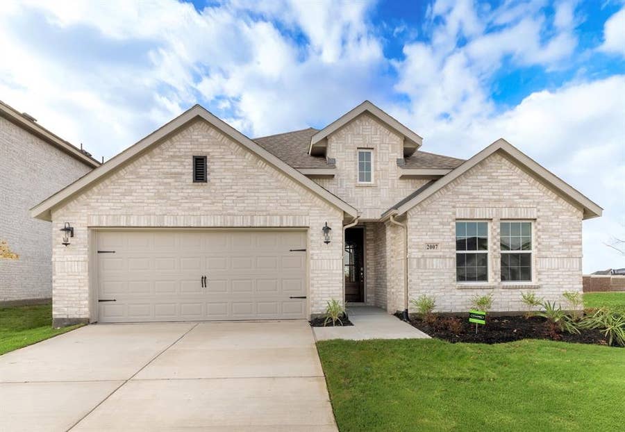 Property photo for 2007 Brackett Pond Road, Forney, TX