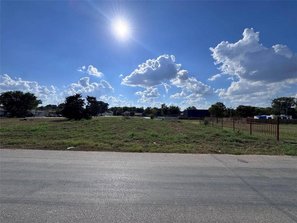 3733 Kolloch Drive, Dallas, TX 75216 View of asphalt street with a view of rural / pastoral area