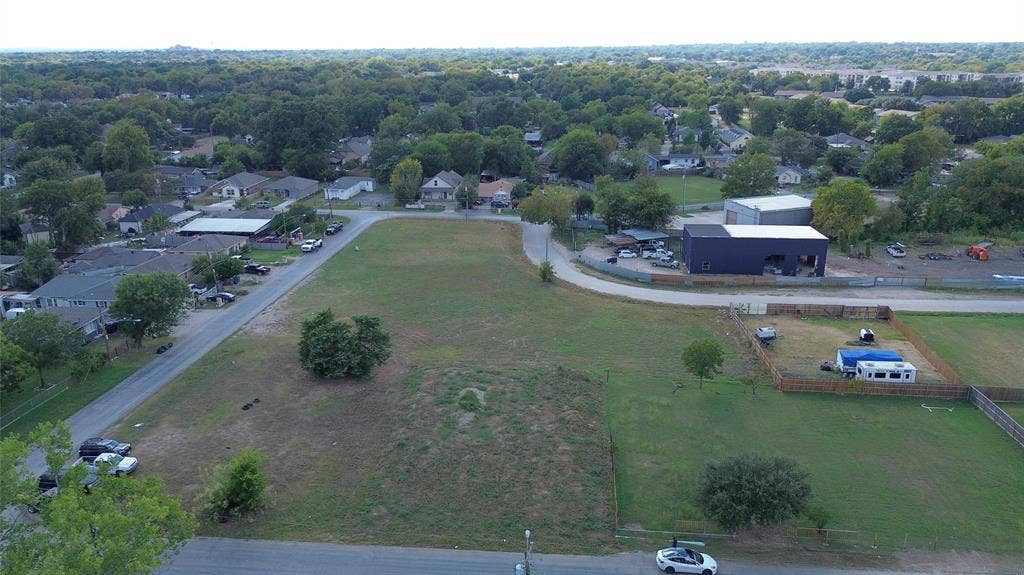 3733 Kolloch Drive, Dallas, TX 75216 Aerial view