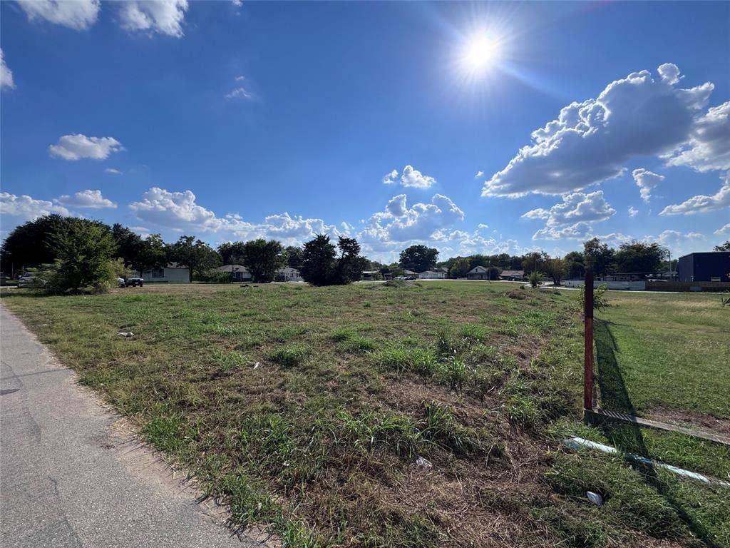 3733 Kolloch Drive, Dallas, TX 75216 View of asphalt street with a view of rural / pastoral area