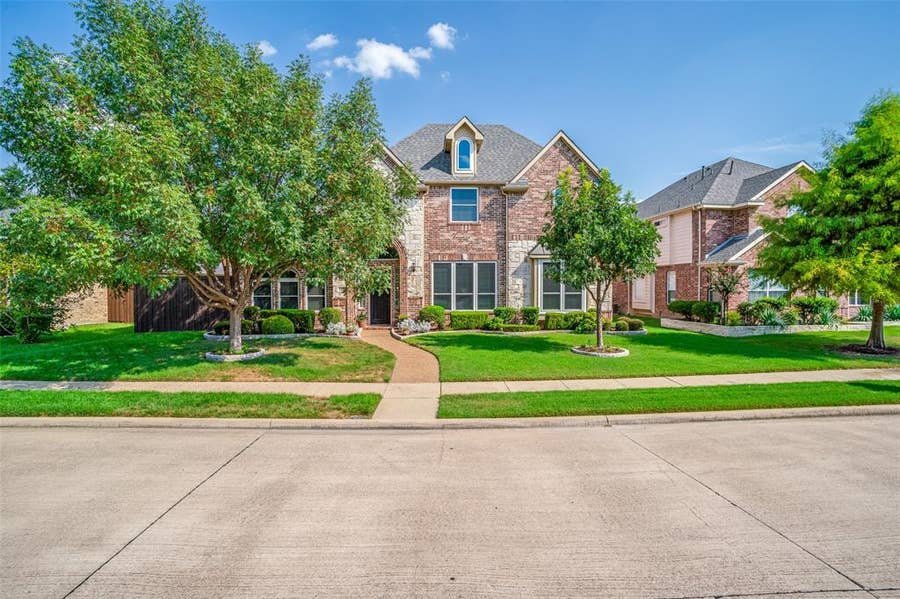 Property photo for 1221 Bridgeway Lane, Allen, TX