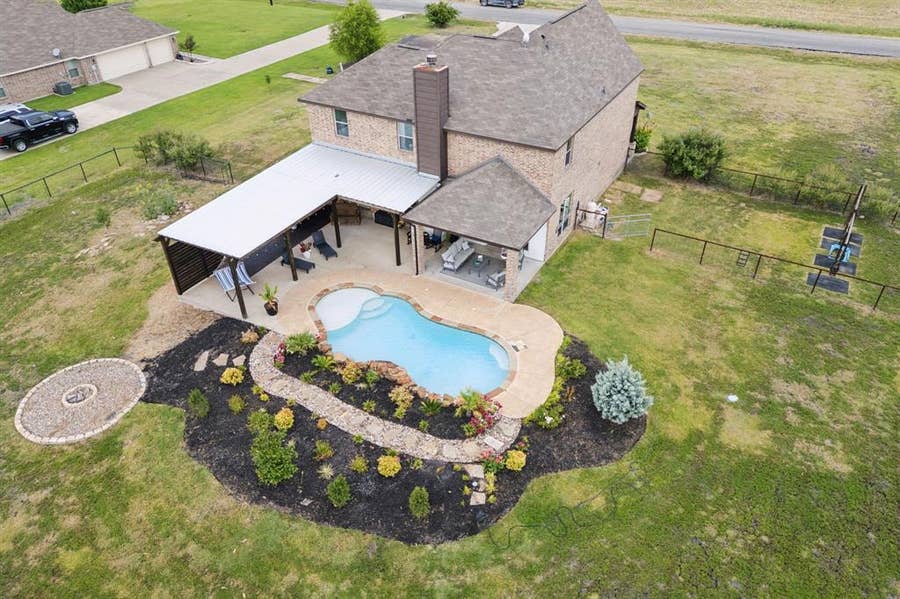 Property photo for 2541 County Road 643, Nevada, TX