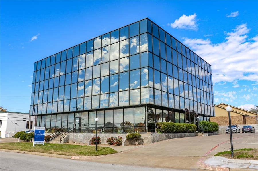 Property photo for 6750 Locke Avenue, Fort Worth, TX