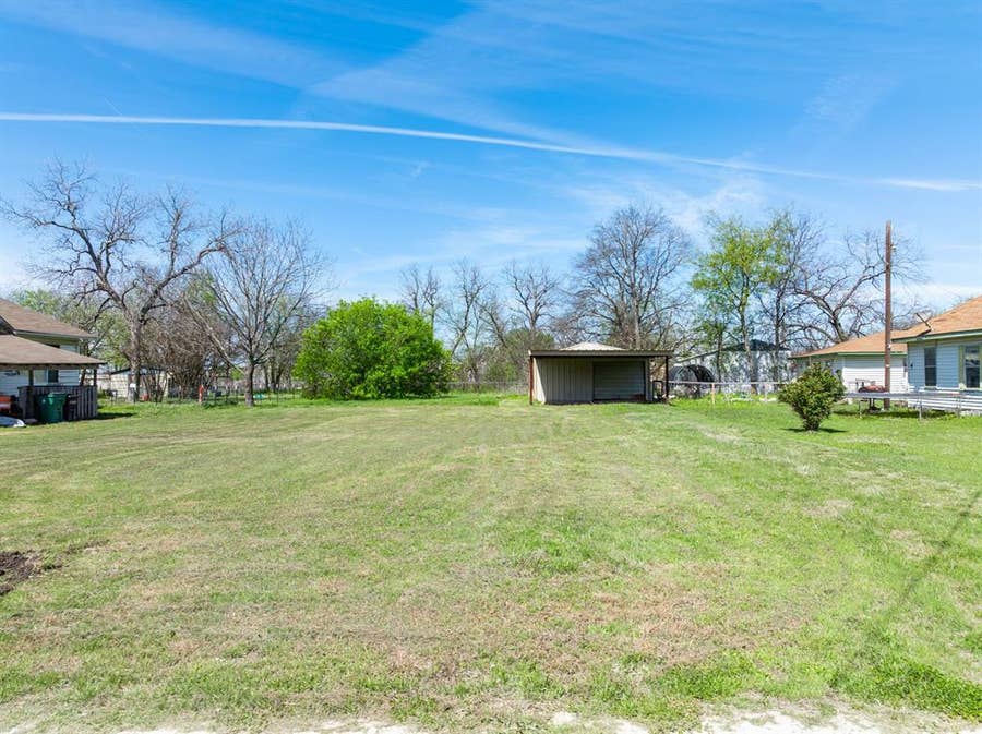 Property photo for 509 Navarro Avenue, Mart, TX