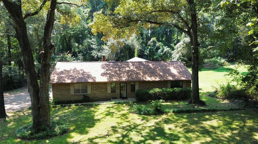 Property photo for 17320 Four Winds Way, Flint, TX
