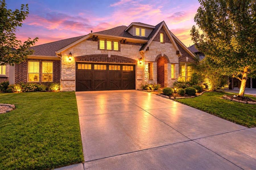 Property photo for 2008 Longbridge Road, Forney, TX