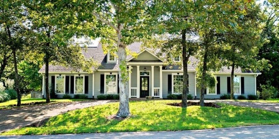 Property photo for 3699 Sabine Street, Athens, TX