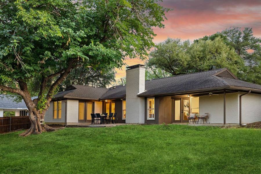 Property photo for 3206 Cortez Court W, Irving, TX
