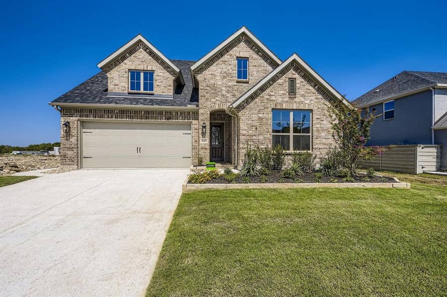 Property photo for 11312 Canopy Trail, Justin, TX