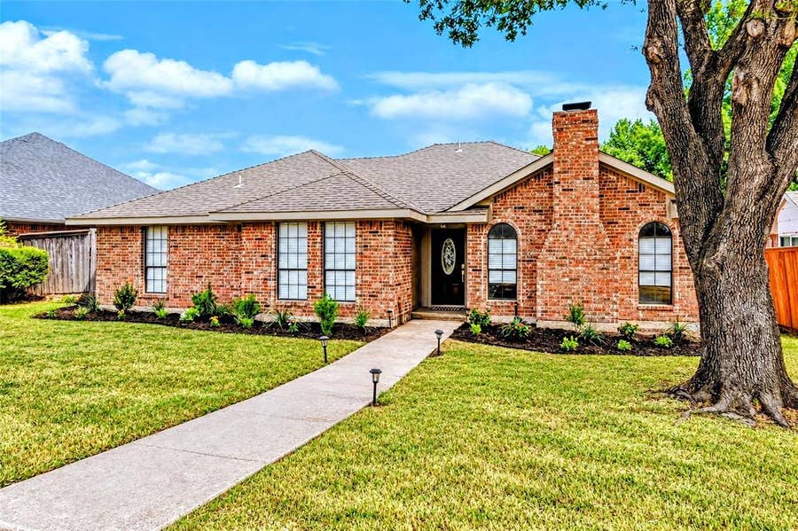 Property photo for 412 Kylie Lane, Wylie, TX