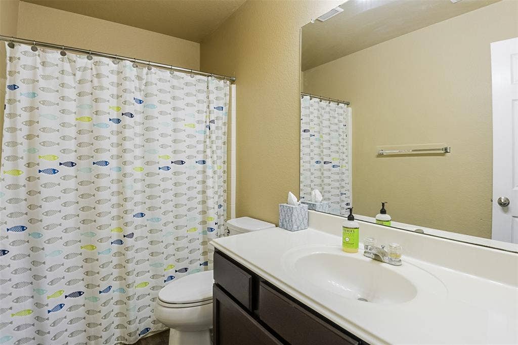 1575 Sandhurst Drive, Waxahachie, TX 75165 1575 Sandhurst Drive, Waxahachie, TX 75165