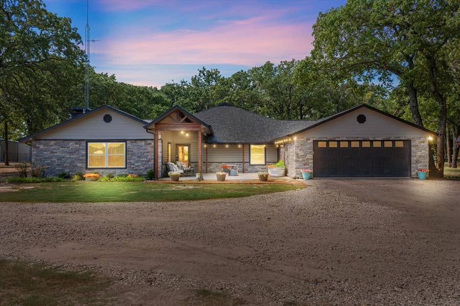 Property photo for 12260 County Road 4017, Kemp, TX