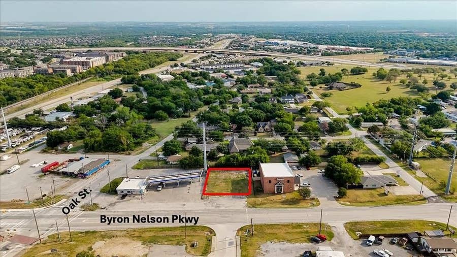 Property photo for 205 E Byron Nelson Boulevard, Roanoke, TX