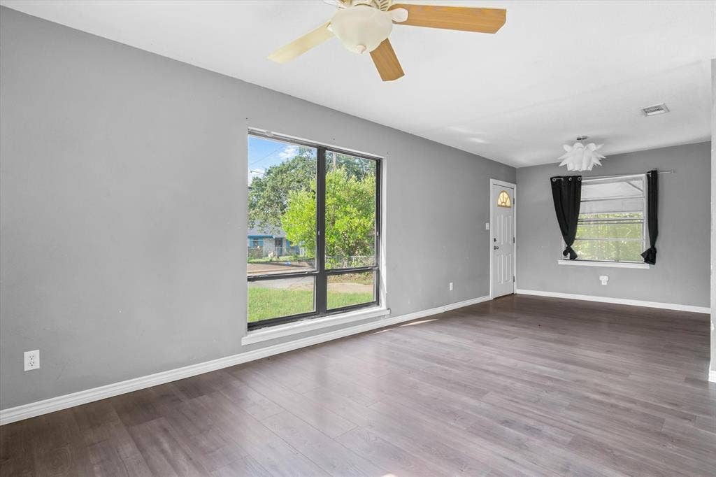 410 Williams Street, Athens, TX 75751 410 Williams Street, Athens, TX 75751
