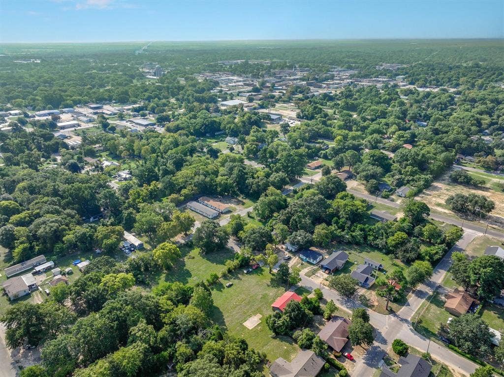 410 Williams Street, Athens, TX 75751 410 Williams Street, Athens, TX 75751