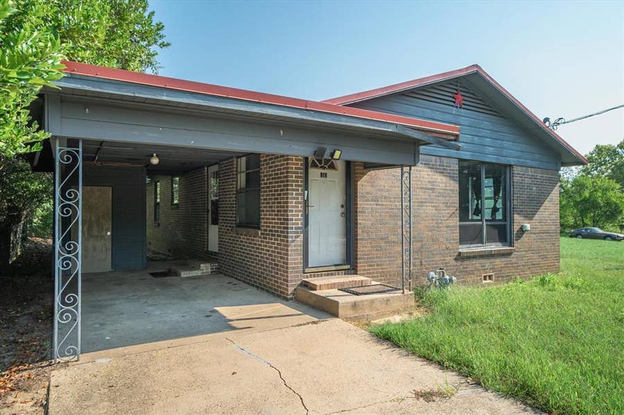 Property photo for 410 Williams Street, Athens, TX