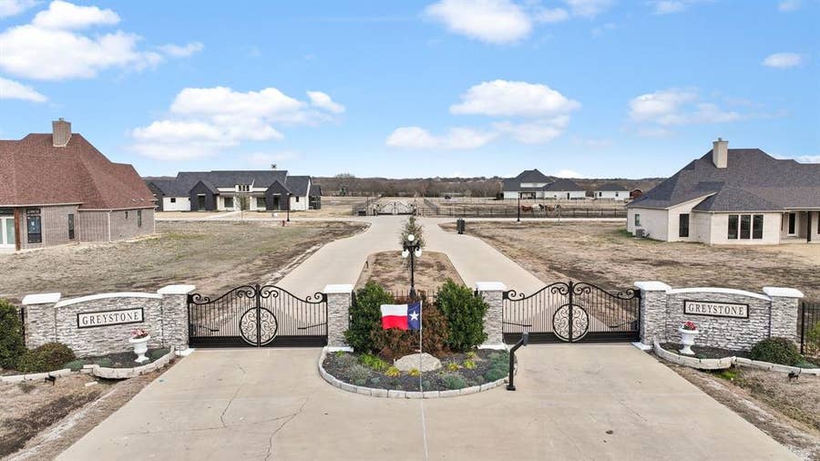 Property photo for Lot 12A Phase 5 Campbell Road, Waxahachie, TX