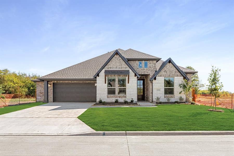 Property photo for 133 Saddlewood Trail, Commerce, TX