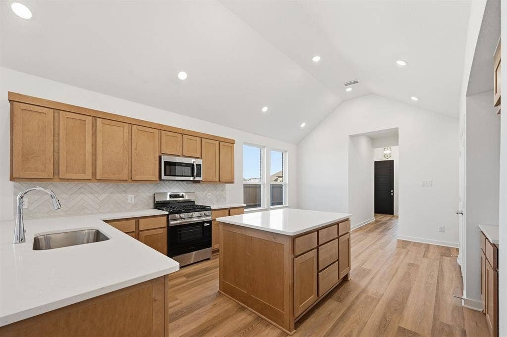 3925 Bison Lane, Crandall, TX 75114 3925 Bison Lane, Crandall, TX 75114