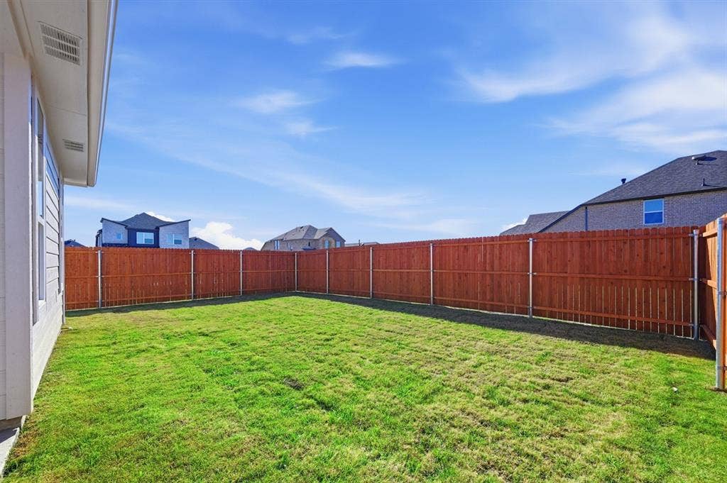 3925 Bison Lane, Crandall, TX 75114 3925 Bison Lane, Crandall, TX 75114