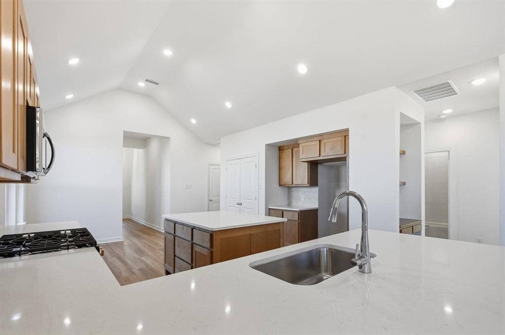 3925 Bison Lane, Crandall, TX 75114 3925 Bison Lane, Crandall, TX 75114
