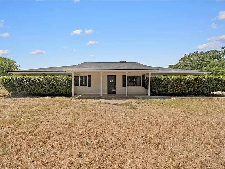 Property photo for 521 Wood, Axtell, TX