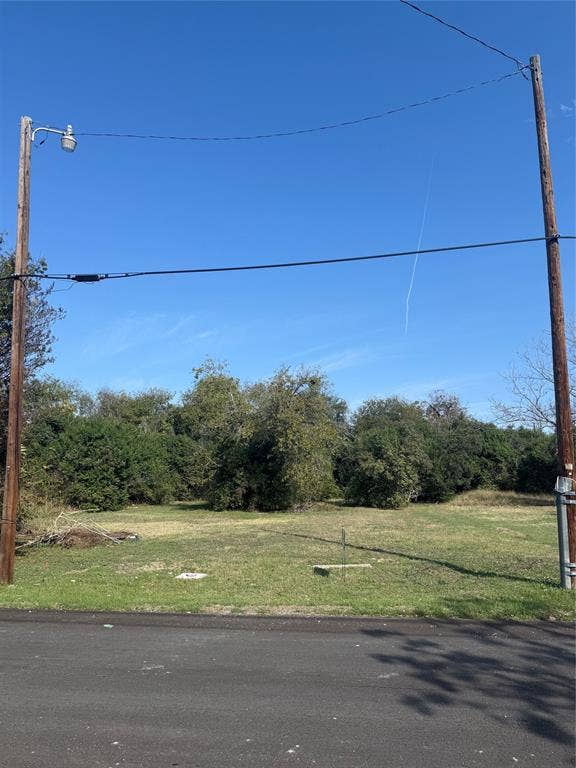 Property photo for 820 E Avenue Avenue E, Temple, TX
