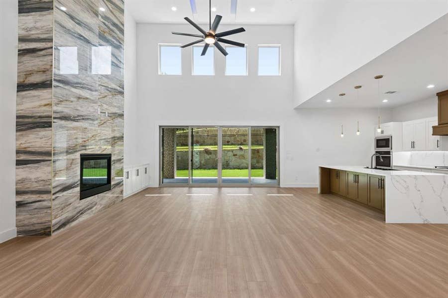 Property photo for 9008 Crosswind Drive, Fort Worth, TX
