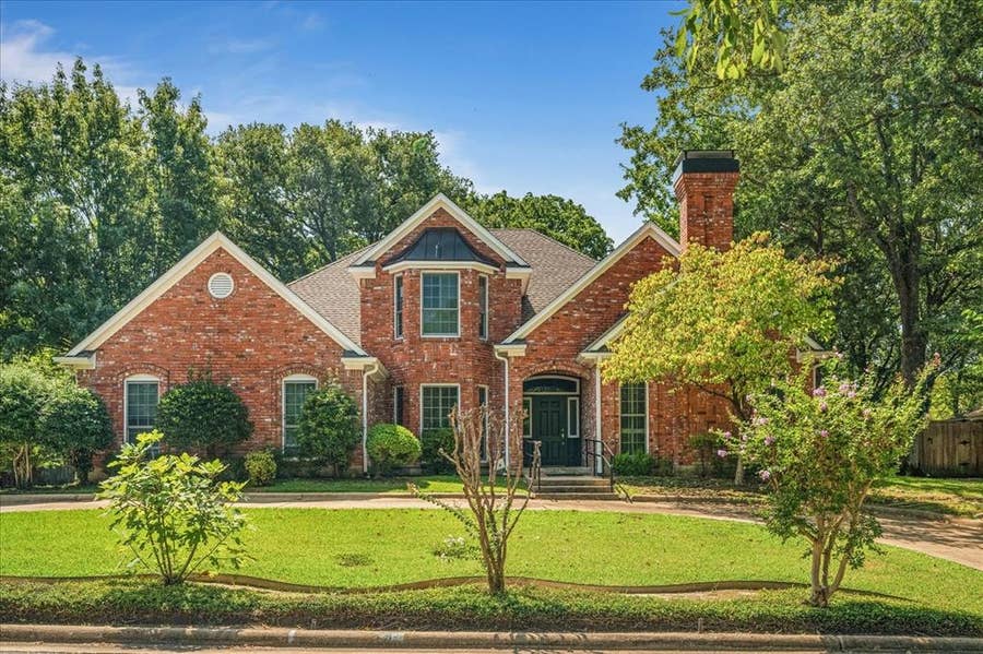 Property photo for 9 Willow Ridge Road, Greenville, TX