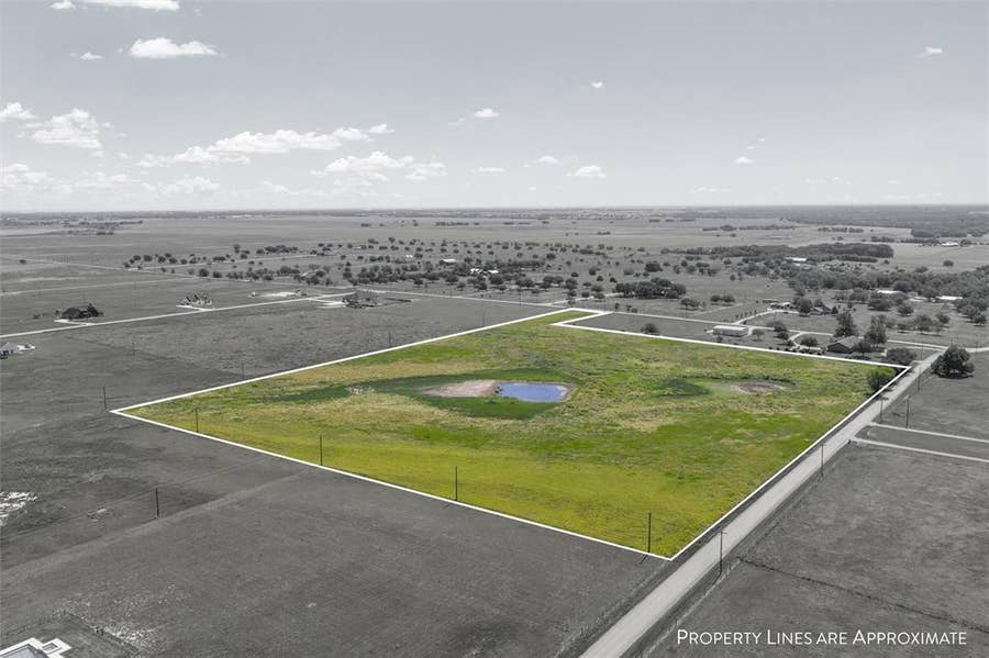 Property photo for 1370 Shiloh Church Road, Crawford, TX