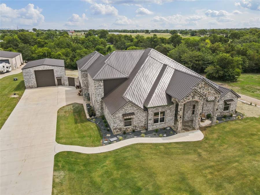 Property photo for 5705 Autumn Trail, Celina, TX