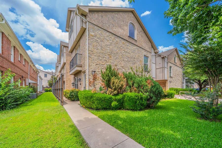 Property photo for 4148 Grassmere Lane, #2A, University Park, TX