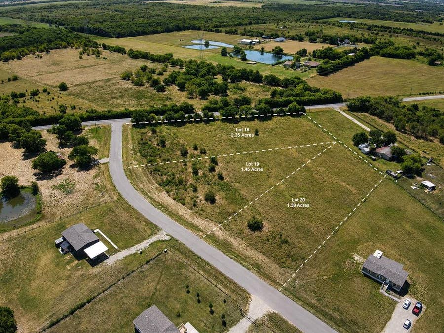 Property photo for 4005 Rolling Lane, Greenville, TX