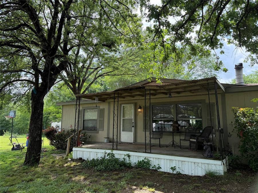 Property photo for 1048 Red Bird, Seven Points, TX