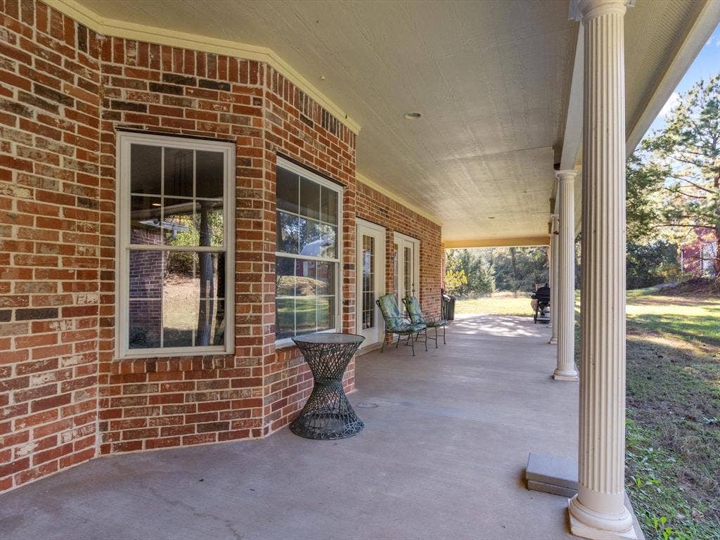 20941 Fm 16 W, Lindale, TX 75771 View of patio / terrace